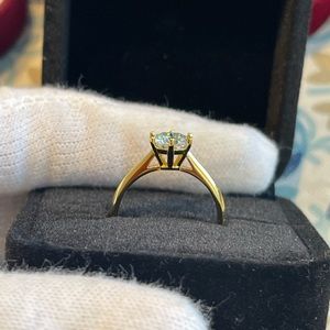 925 Sterling Silver Moissanite White Minimalist Band Ring